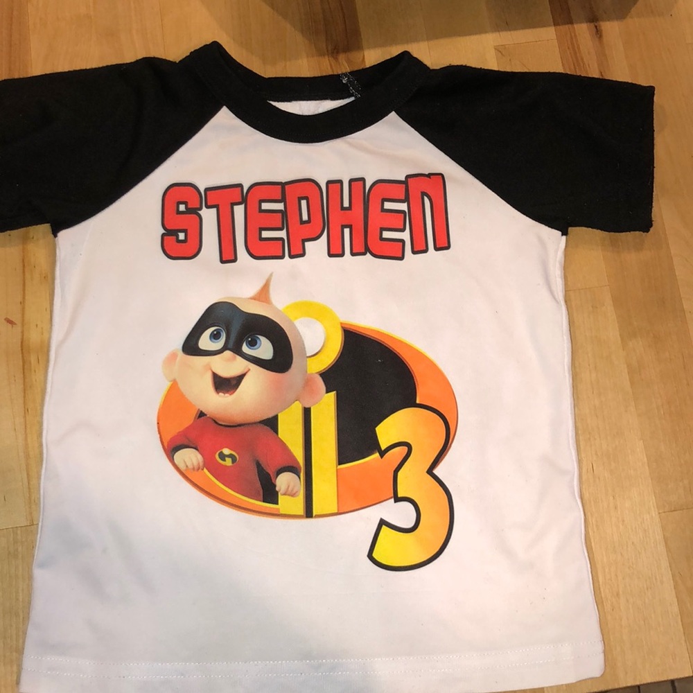 Incredible’s shirt